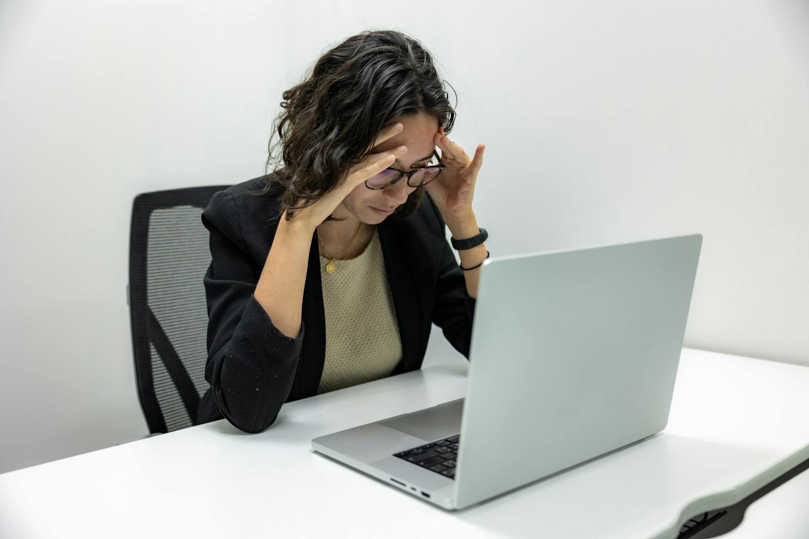 Personne stressée au travail